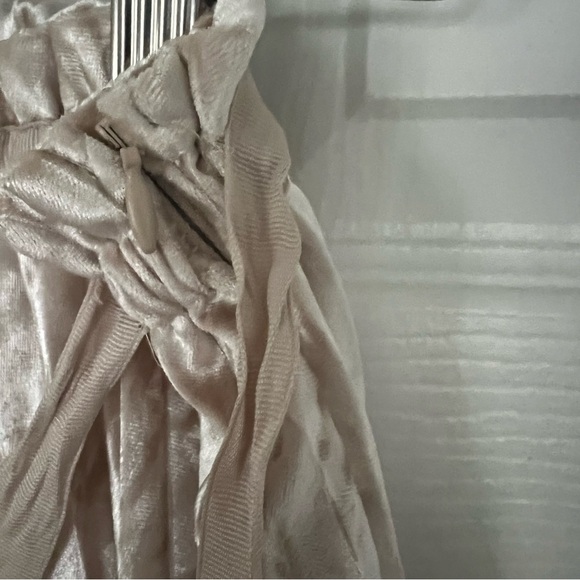 LC Lauren Conrad Velvet Cream A-Line Skirt - Picture 5 of 6